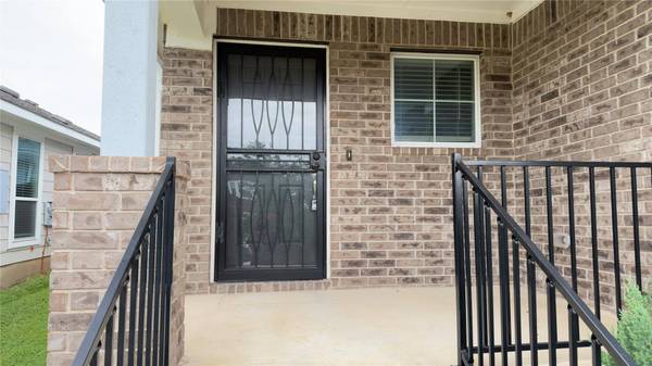 128 Riverhill DR, Georgetown, TX 78628