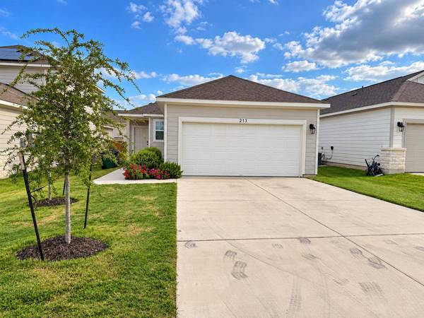 213 Escape WAY, Jarrell, TX 76537