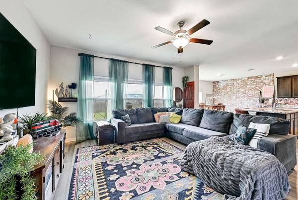 113 Star Spangled Dr, Liberty Hill, TX 78642-6420