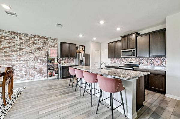 113 Star Spangled Dr, Liberty Hill, TX 78642-6420