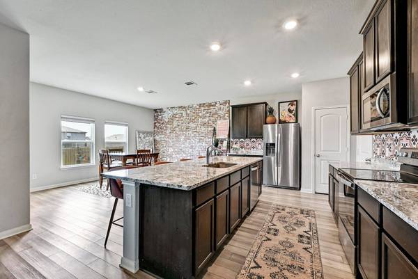 113 Star Spangled Dr, Liberty Hill, TX 78642-6420