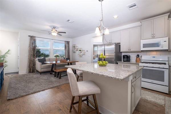 1724 ROWDY LOOP, Leander, TX 78641