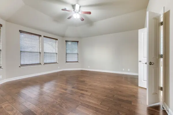 15335 Round Pond Pl, San Antonio, TX 78245-3187