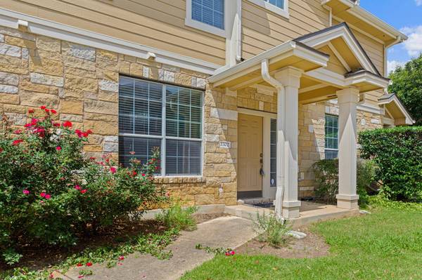 16100 S Great Oaks DR #1302, Round Rock, TX 78681
