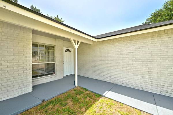 1411 Bellmar DR, Round Rock, TX 78664