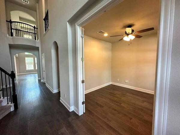 3004 Desert Shade BND, Leander, TX 78641