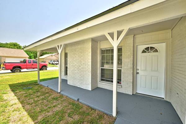 1411 Bellmar DR, Round Rock, TX 78664