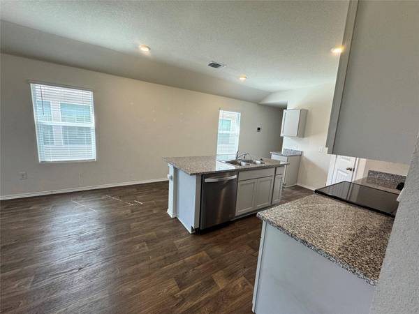 11820 Rush LN, Elgin, TX 78621