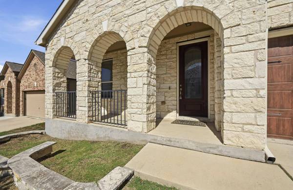 6812 Ondantra BND, Austin, TX 78744