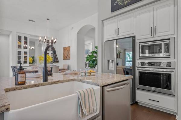 1012 Discovery Well DR, Liberty Hill, TX 78642