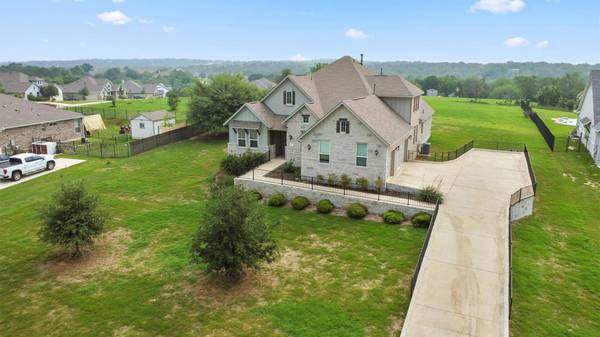 192 Raptor Beak WAY, Cedar Creek, TX 78612