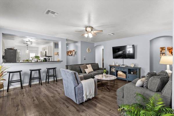 12609 Campana DR, Del Valle, TX 78617