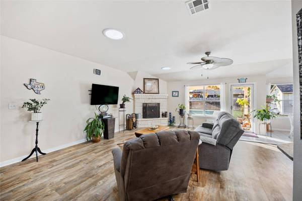 1003 Brayden CV, Georgetown, TX 78626