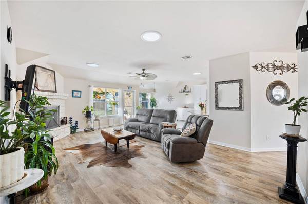 1003 Brayden CV, Georgetown, TX 78626