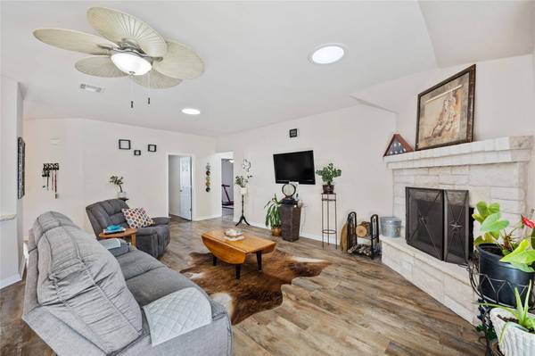 1003 Brayden CV, Georgetown, TX 78626