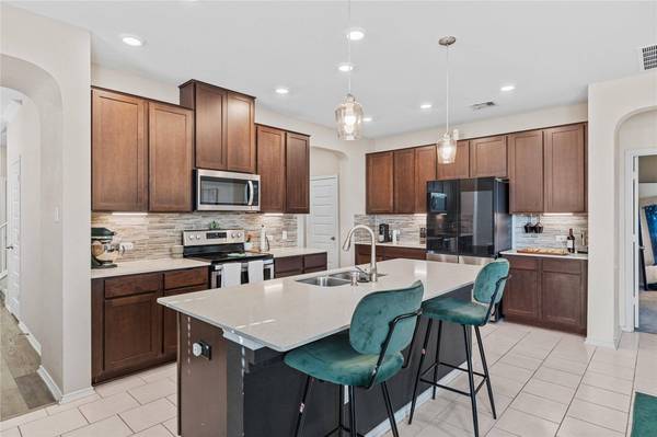 2471 Sunrise RD #1, Round Rock, TX 78664