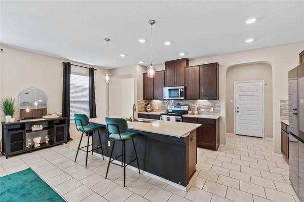 2471 Sunrise RD #1, Round Rock, TX 78664