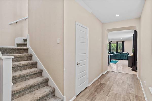 2471 Sunrise RD #1, Round Rock, TX 78664