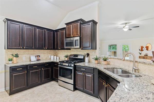4017 Darryl ST, Round Rock, TX 78681