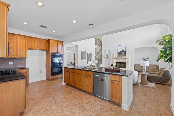 2704 Covington PL, Round Rock, TX 78681