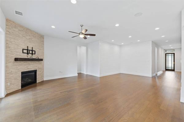 3825 Bainbridge CV, Round Rock, TX 78681
