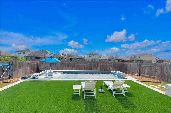 106 Wind TRL, Hutto, TX 78634