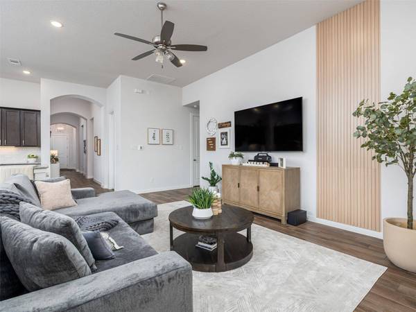 860 Whitetail DR, Round Rock, TX 78681