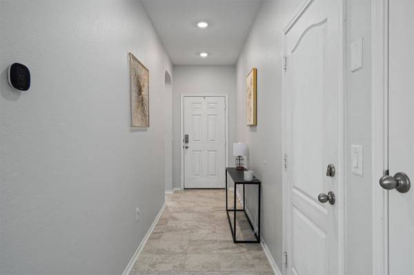 1906 Dragonfly LOOP, Bastrop, TX 78602