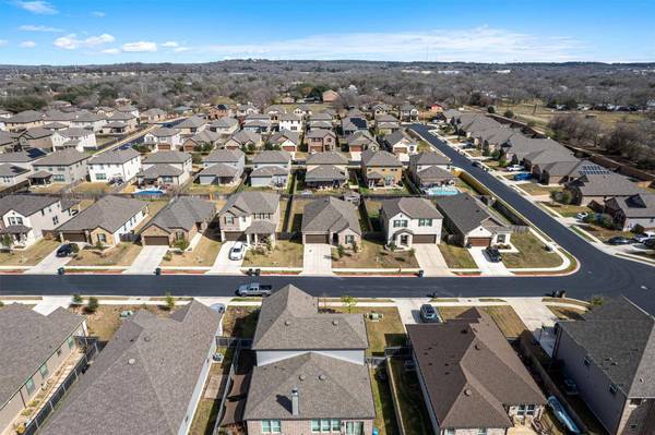 1906 Dragonfly LOOP, Bastrop, TX 78602