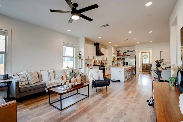 2240 Ringstaff RD, Leander, TX 78641