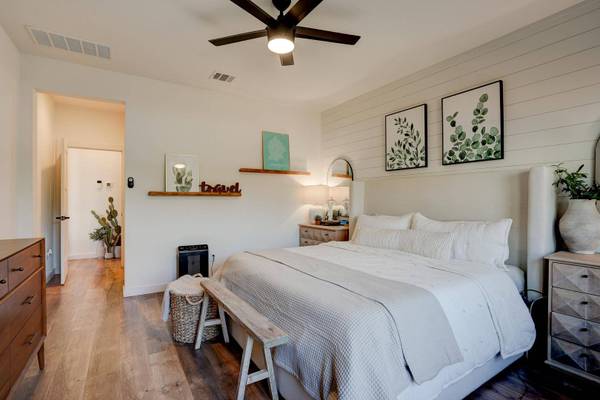 2240 Ringstaff RD, Leander, TX 78641