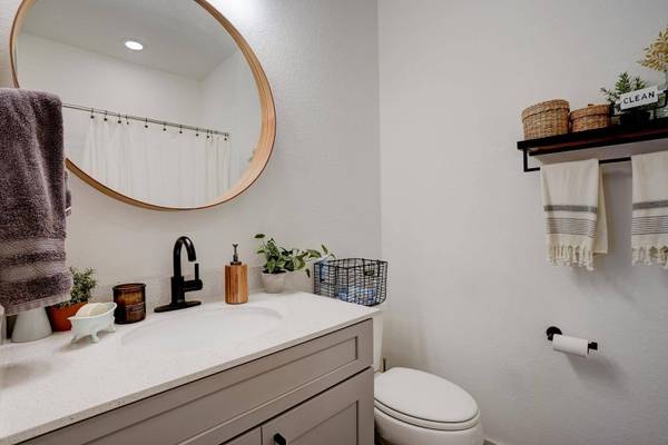 2240 Ringstaff RD, Leander, TX 78641