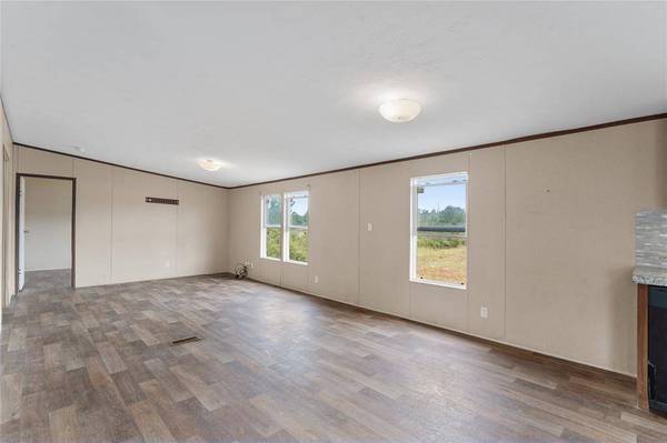 178 Ponderosa LOOP, Paige, TX 78659