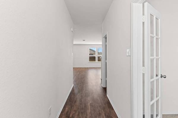 457 Bedford Falls LN, Jarrell, TX 76537