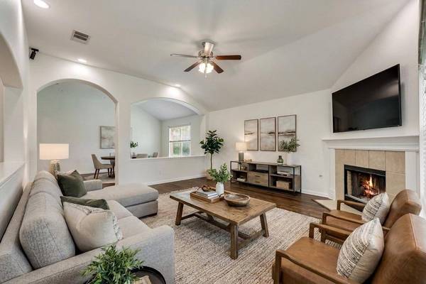 100 Barn Owl LOOP, Leander, TX 78641
