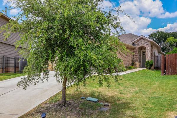 333 Blue Sage DR, Leander, TX 78641