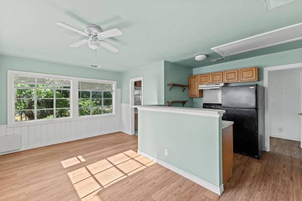 108 W Austin ST #A, Kyle, TX 78640