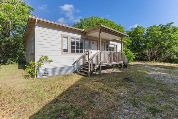 108 W Austin ST #A, Kyle, TX 78640