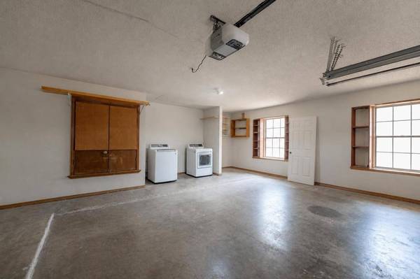 1201 Wayne DR, Round Rock, TX 78664