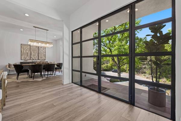 6103 Twin Ledge DR, Austin, TX 78731