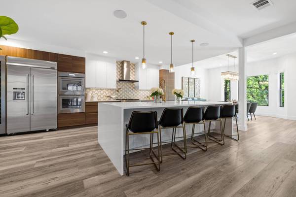 6103 Twin Ledge DR, Austin, TX 78731