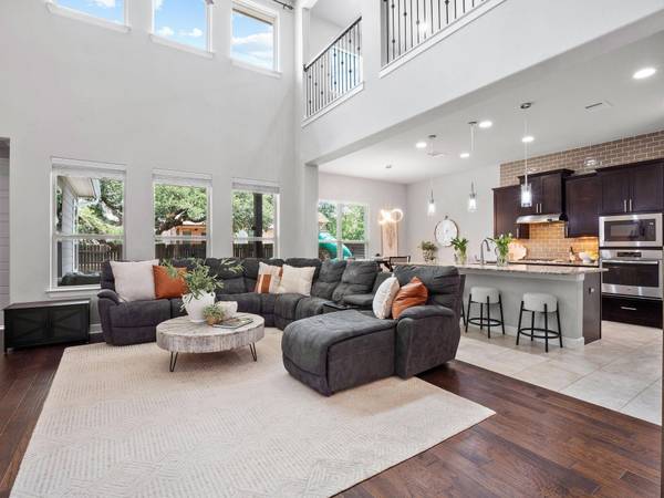 116 Claiborne Lake LN, Georgetown, TX 78628