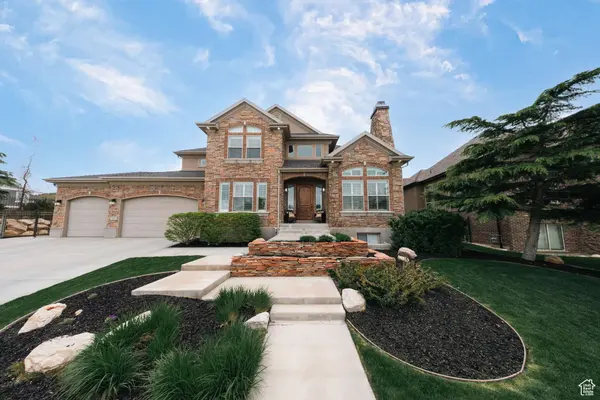 843 N EAGLEPOINTE DR E, North Salt Lake, UT 84054