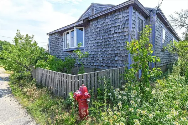 137 Old Point Road, Newburyport, MA 01950