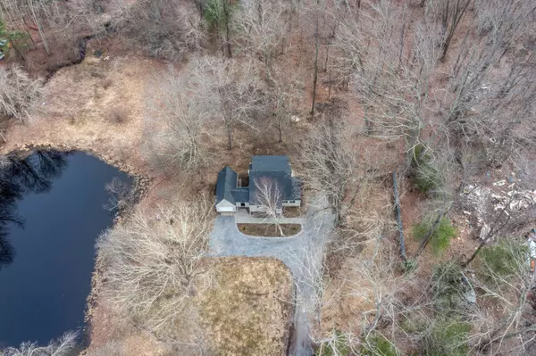 44 Rich Road, Pomfret, CT 06230