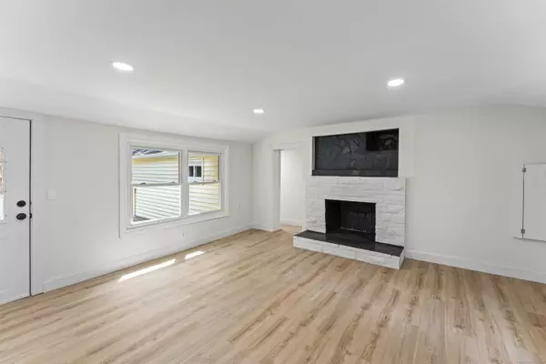 40 Clearview Road, East Haddam, CT 06469