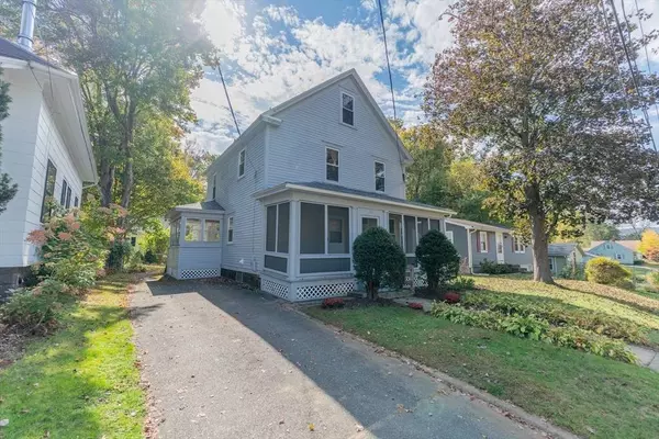22 Pine St, Greenfield, MA 01301