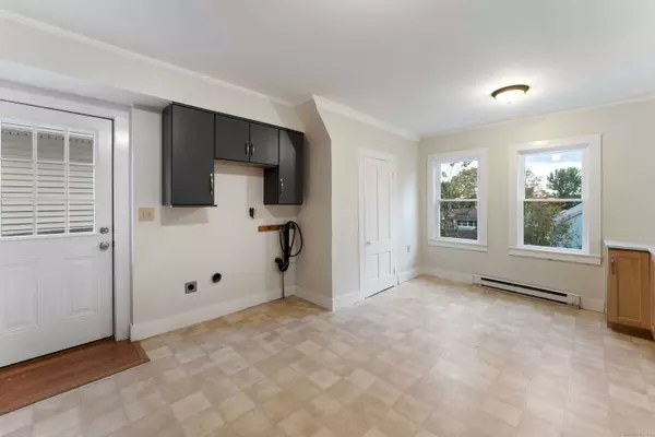 78 Smith Street, Putnam, CT 06260