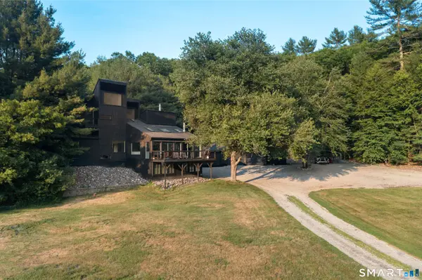 564 Hubbard Road, Killingly, CT 06241