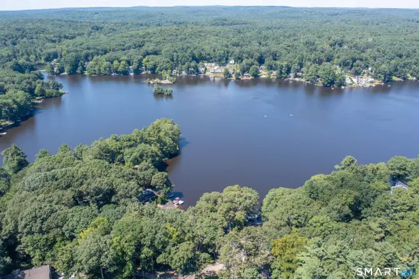 61 Red Cedar Road, Woodstock, CT 06282